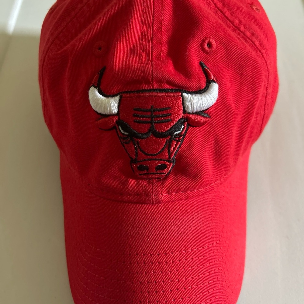 NBA Chicago Bulls New Era 9Twenty Core Classic Cap Hat - Adjustable - Red OSFM
